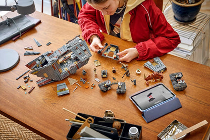 LEGO® | Star Wars: Offworld Sandcrawler and Mudhorn (75453)