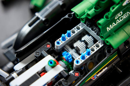 LEGO® | Technic: Aston Martin Aramco AMR25 F1® Car (42240)