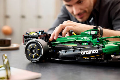 LEGO® | Technic: Aston Martin Aramco AMR25 F1® Car (42240)