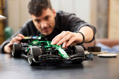 LEGO® | Technic: Aston Martin Aramco AMR25 F1® Car (42240)