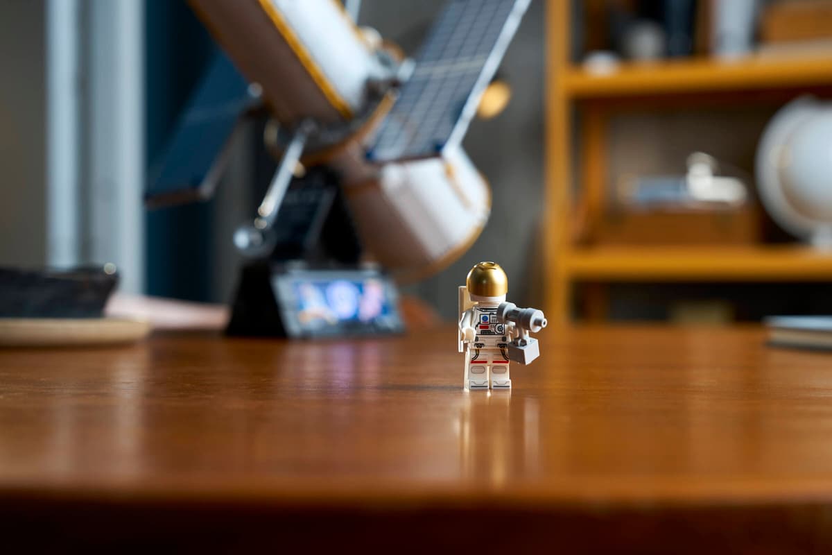 LEGO® | Icons: Hubble Space Telescope (11382)