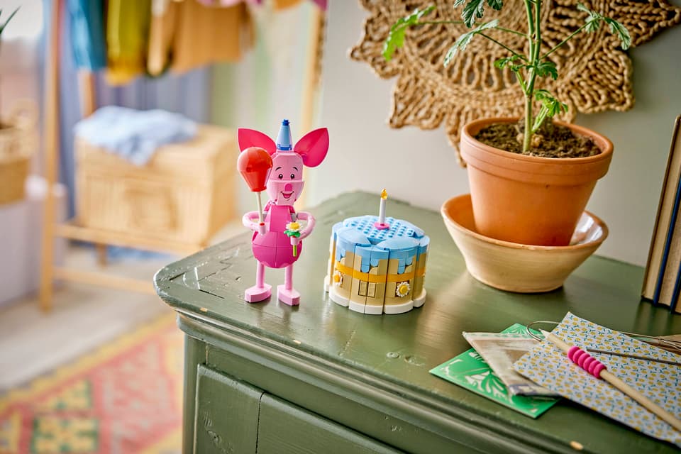 LEGO® | Disney: Piglet's Birthday Fun (43305)