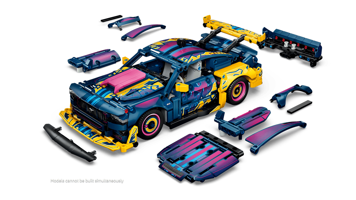 LEGO® | Technic: Custom Garage Ford Mustang GT (42236)