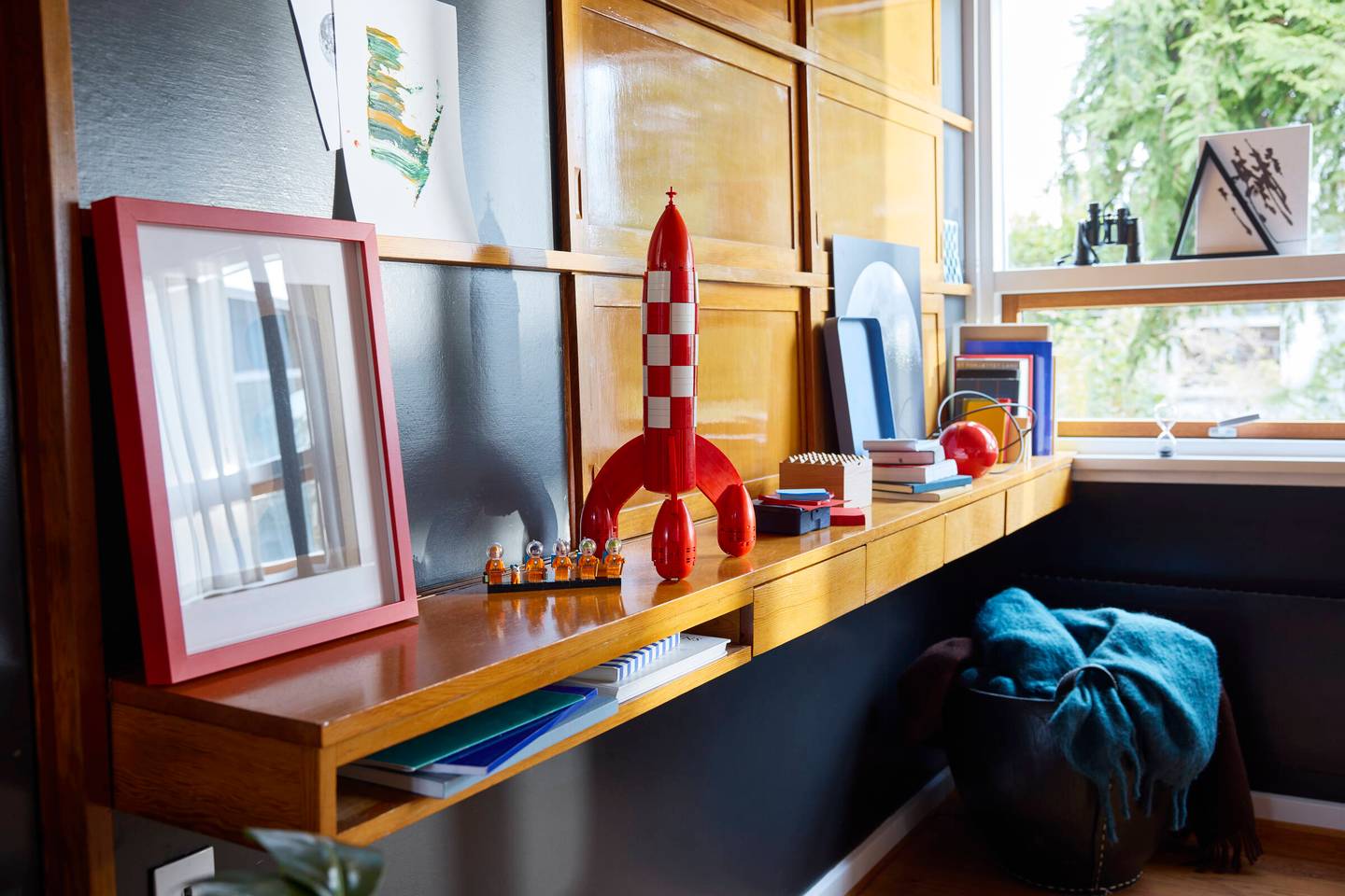 LEGO® | Ideas: Tintin® Moon Rocket (21367)