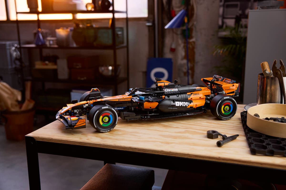 LEGO® | Technic: McLaren MCL39 F1® Car (42228)