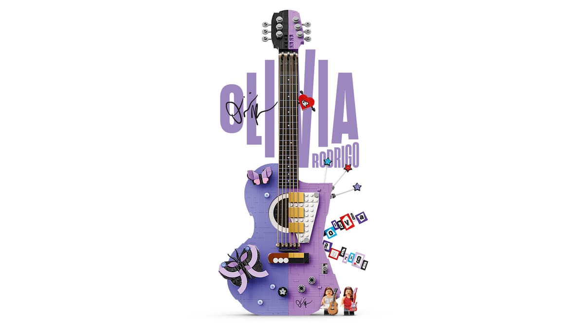 LEGO® | Editions: Olivia Rodrigo's Dual Guitar (43031)