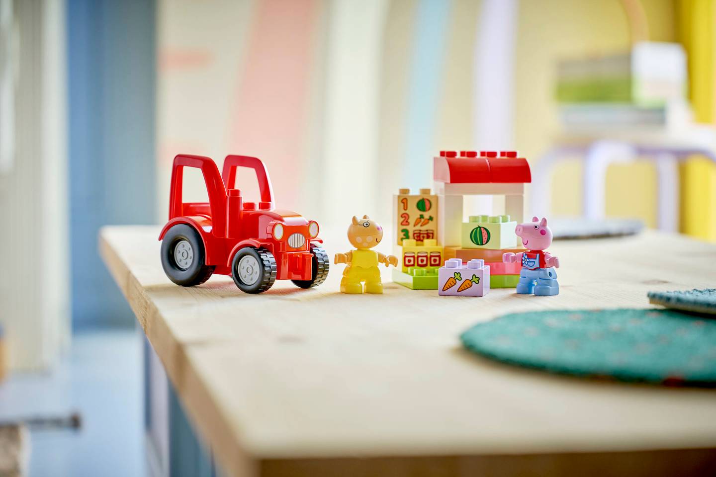 LEGO® | DUPLO: Peppa Pig Tractor and Market (10468)