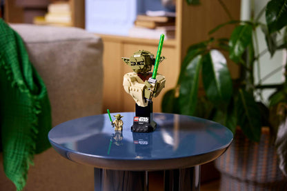 LEGO® | Star Wars™: Yoda™ Bust (75438)