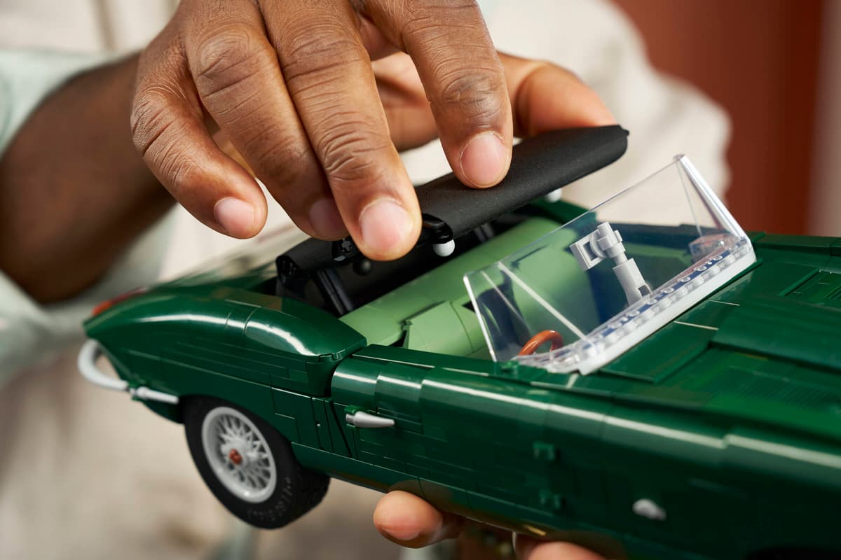 LEGO® | Icons: Jaguar E-Type (11381)