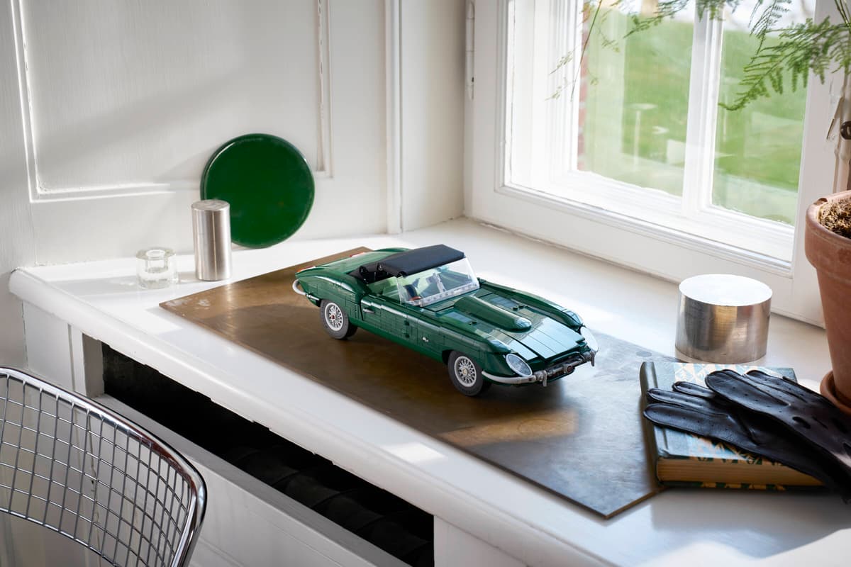 LEGO® | Icons: Jaguar E-Type (11381)