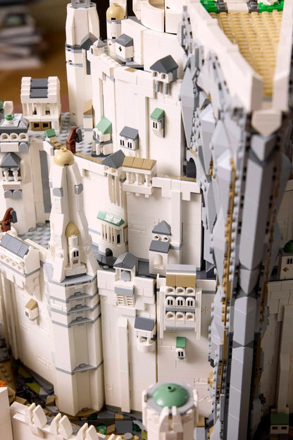 LEGO® | Icons: The Lord of the Rings: Minas Tirith™ (11377)