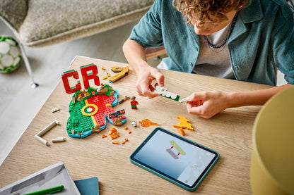 LEGO® | Editions: Cristiano Ronaldo - Soccer Highlights (43012)