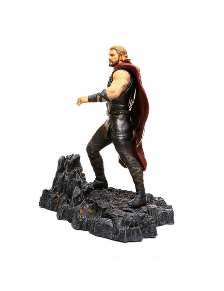 Diamond Select: Thor Ragnarok - Thor