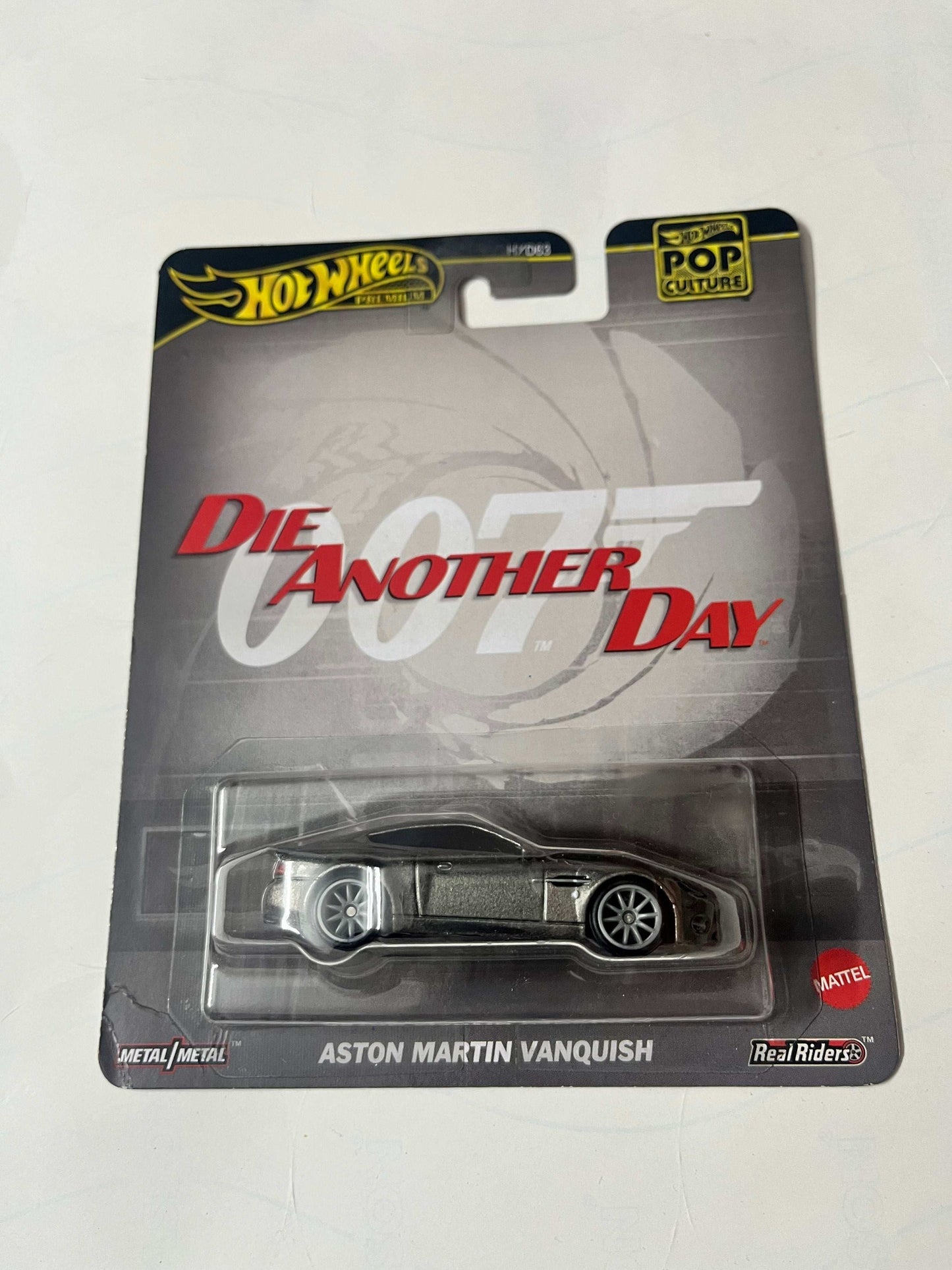 Hot Wheels Premium 007 Die Another Day Aston Martin Vanquish