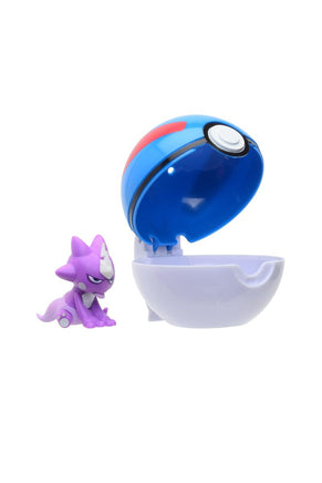 Pokemon Clip N Go Toxel figure with Poke Ball accessory