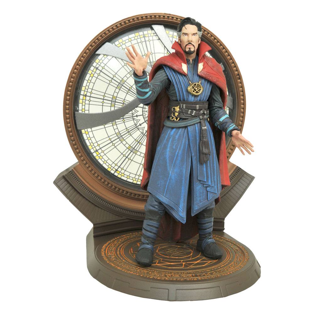 Marvel Select In The Multiverse Of Madness Dr Strange Statue 18Cm