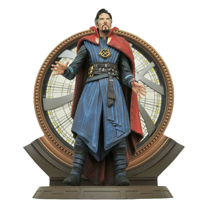 Marvel Select In The Multiverse Of Madness Dr Strange Statue 18Cm